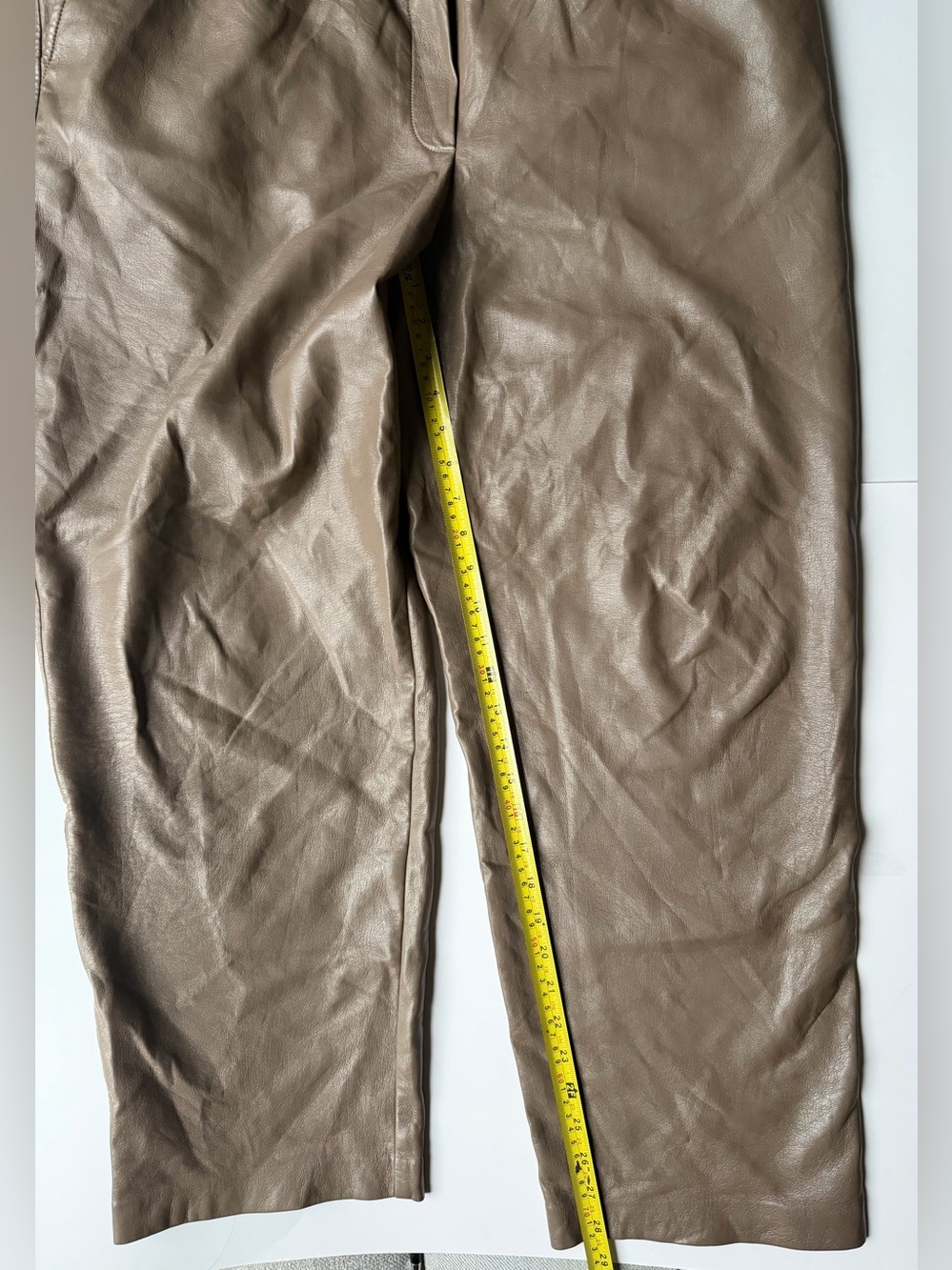 Wilfred Aritzia Taupe Vegan Leather Pull-On Pants High Rise Straight Leg - Picture 7 of 11